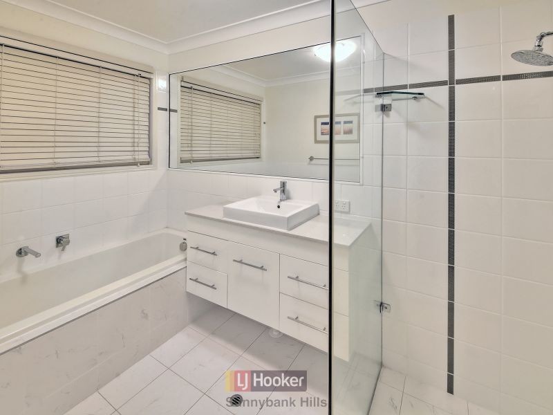 11 Raider Place, Sunnybank Hills QLD 4109