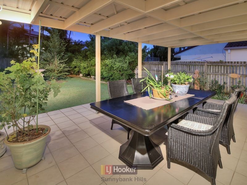 11 Raider Place, Sunnybank Hills QLD 4109
