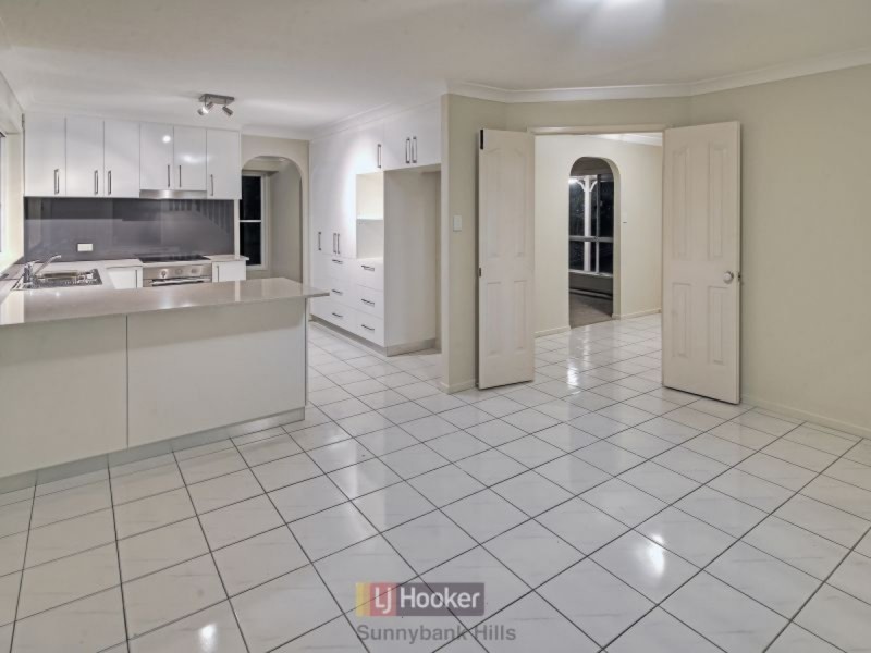 36 Cleveland Place, Stretton QLD 4116