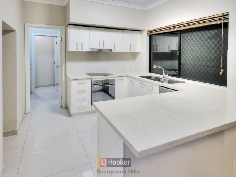 27 Doulton Street, Calamvale QLD 4116