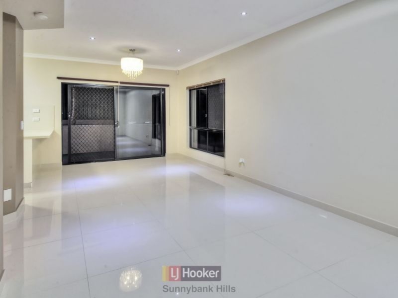 27 Doulton Street, Calamvale QLD 4116