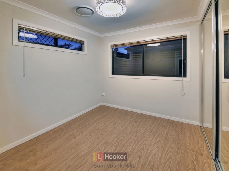 27 Doulton Street, Calamvale QLD 4116