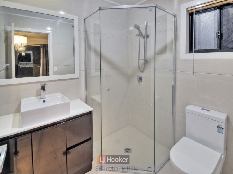 27 Doulton Street, Calamvale QLD 4116