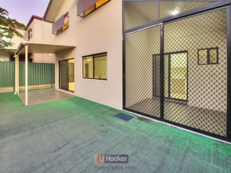 27 Doulton Street, Calamvale QLD 4116