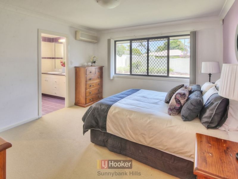 4 Heathfield Street, Eight Mile Plains QLD 4113