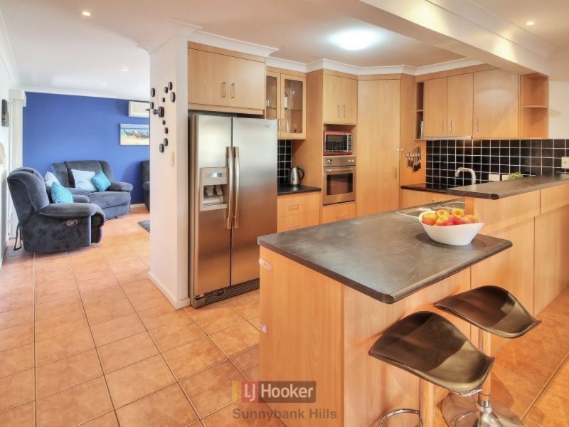 4 Heathfield Street, Eight Mile Plains QLD 4113