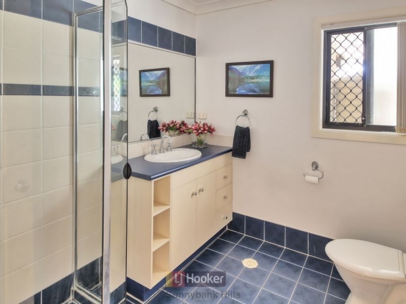 4 Heathfield Street, Eight Mile Plains QLD 4113