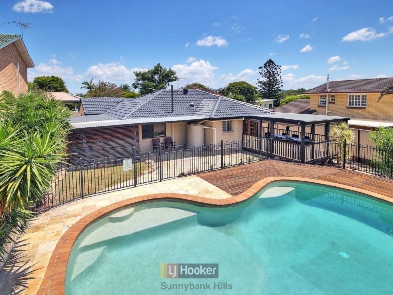 4 Heathfield Street, Eight Mile Plains QLD 4113