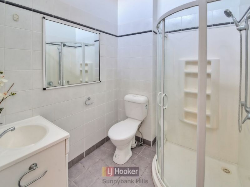 10 Azanian Street, Upper Mount Gravatt QLD 4122