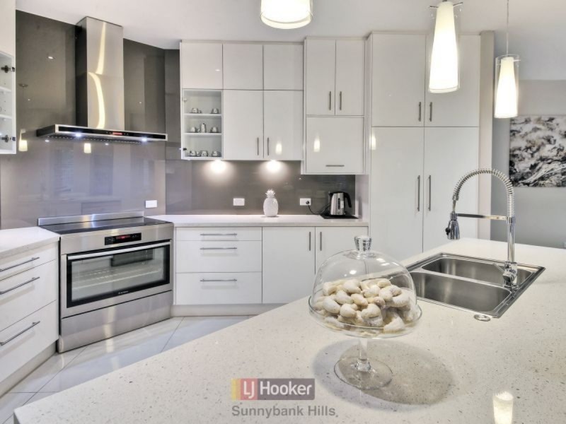 38 Torrens Place, Parkinson QLD 4115