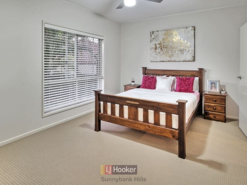 38 Torrens Place, Parkinson QLD 4115