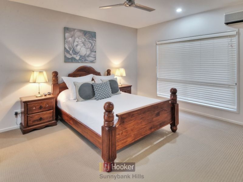 38 Torrens Place, Parkinson QLD 4115