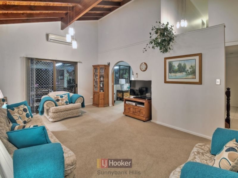 18 Booral Street, Sunnybank Hills QLD 4109