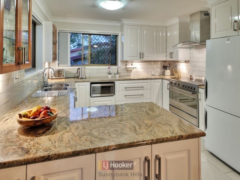 18 Booral Street, Sunnybank Hills QLD 4109
