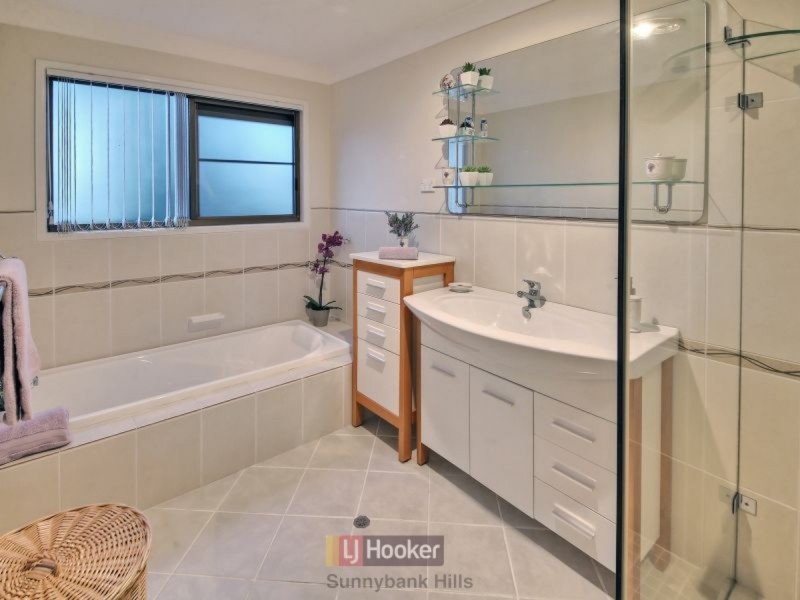 18 Booral Street, Sunnybank Hills QLD 4109