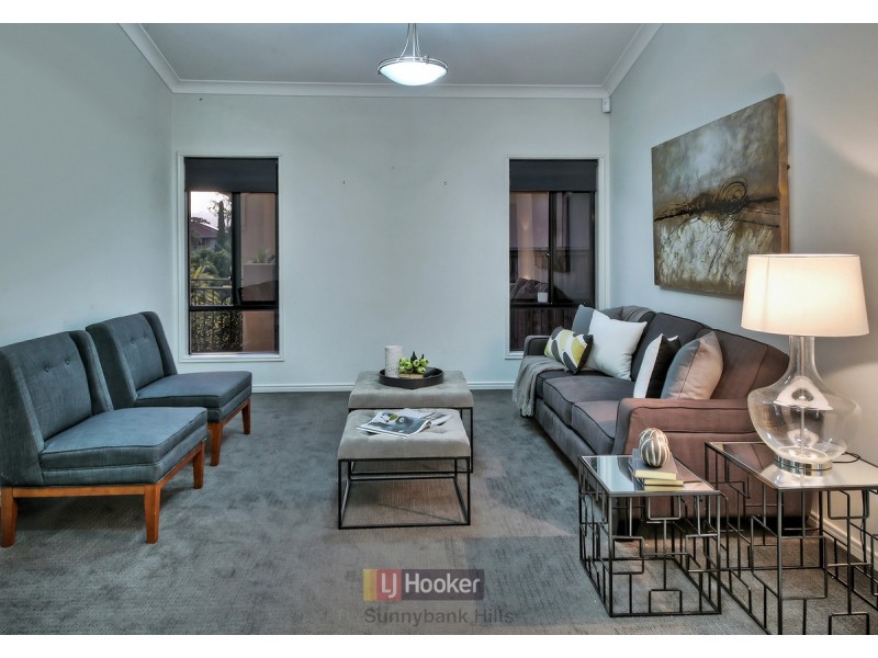 48 Juniper Circuit, Stretton QLD 4116