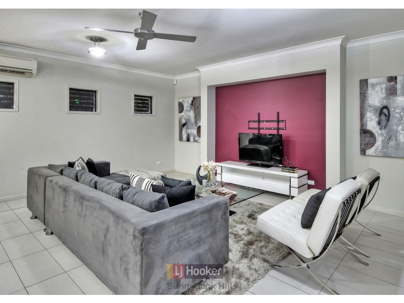 48 Juniper Circuit, Stretton QLD 4116