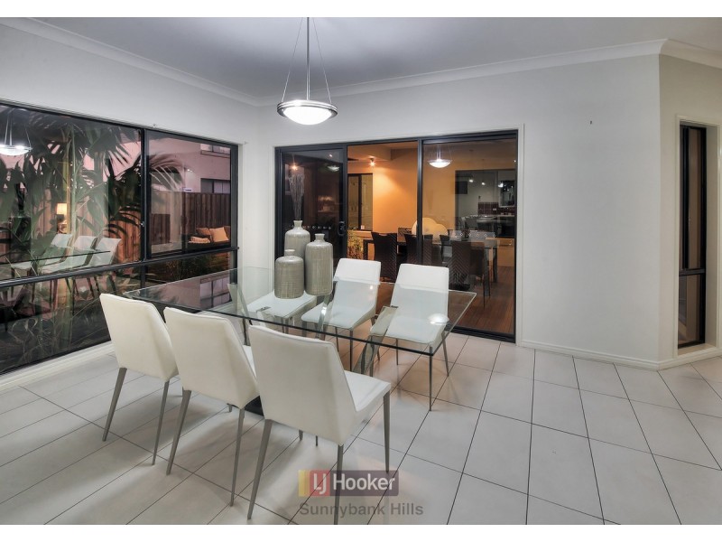 48 Juniper Circuit, Stretton QLD 4116