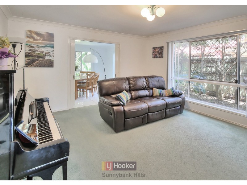 29 Cottonwood Crescent, Calamvale QLD 4116