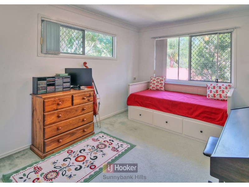 29 Cottonwood Crescent, Calamvale QLD 4116