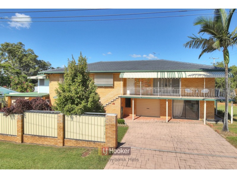 46 Macadamia Street, Macgregor QLD 4109