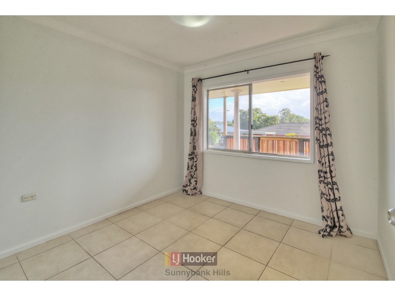 2 Bramwell Street (13 Devonlea S, Eight Mile Plains QLD 4113