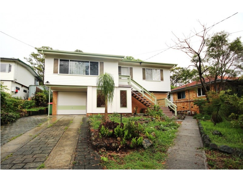 16 Laburnum Street, Woodridge QLD 4114