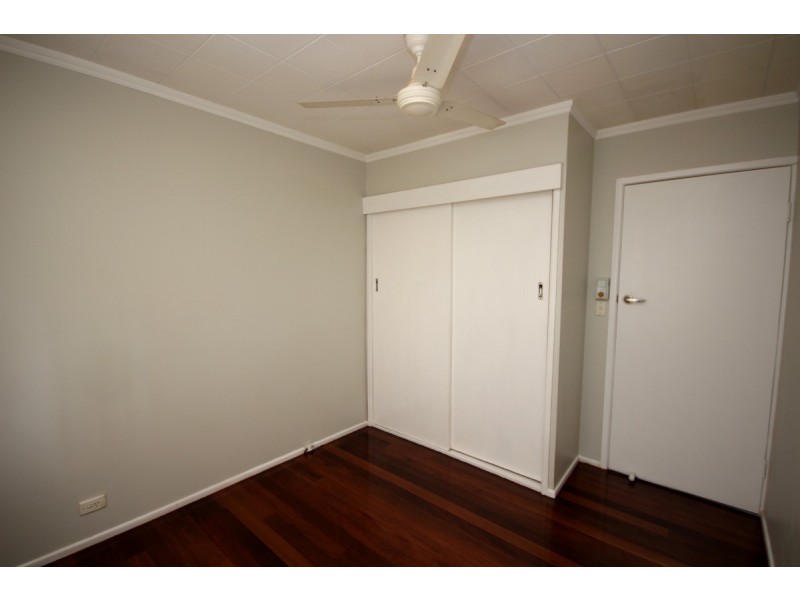 16 Laburnum Street, Woodridge QLD 4114