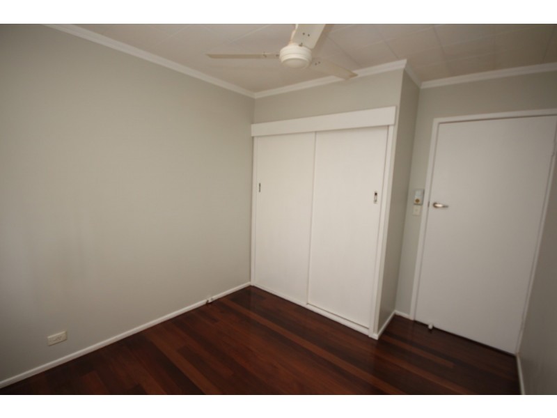 16 Laburnum Street, Woodridge QLD 4114