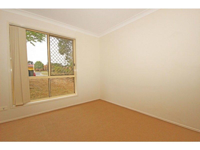 12 Lewis Place, Calamvale QLD 4116