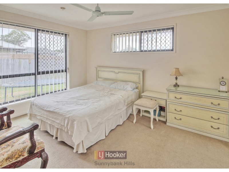25 Aberdeen Crescent, Kuraby QLD 4112