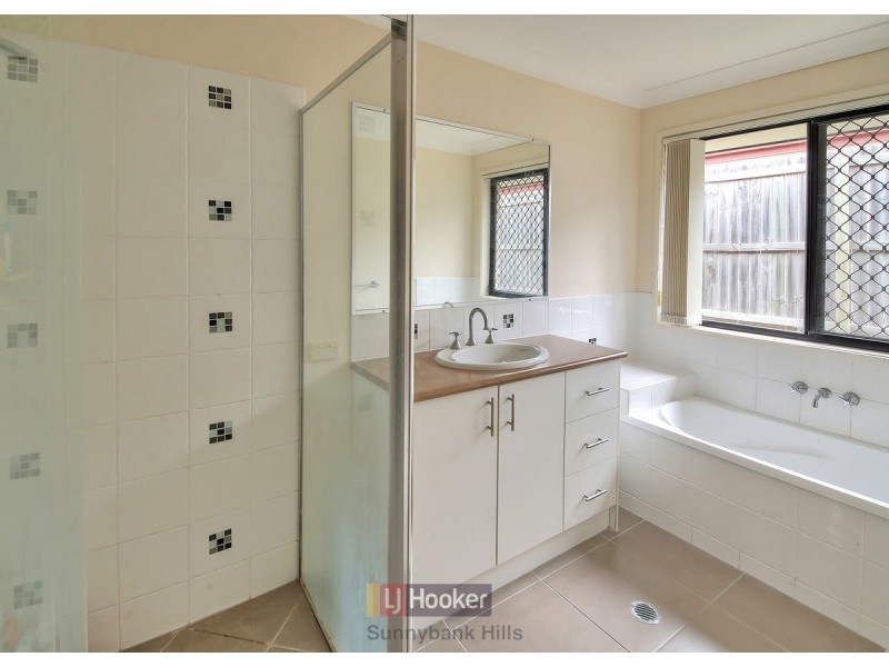 25 Aberdeen Crescent, Kuraby QLD 4112