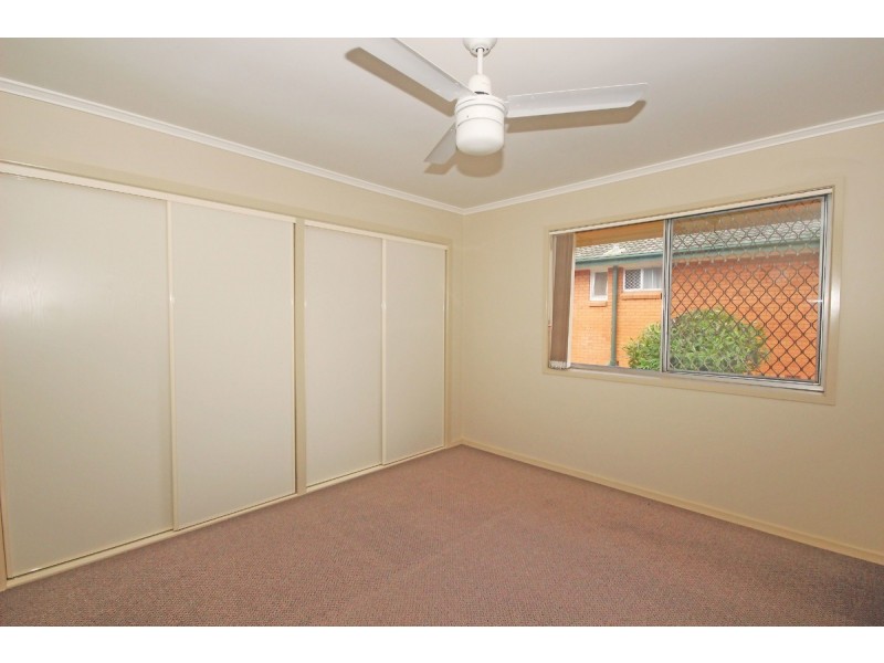 24 Blackwattle Street, Macgregor QLD 4109