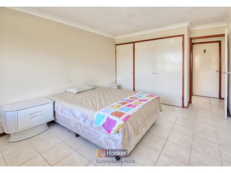 42 Pine Street, Runcorn QLD 4113