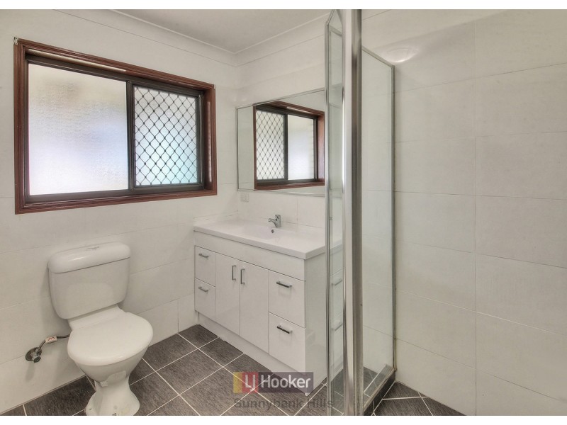 42 Pine Street, Runcorn QLD 4113