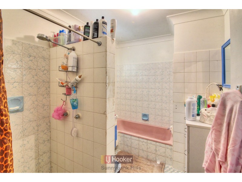 36 Cresthaven Drive, Mansfield QLD 4122