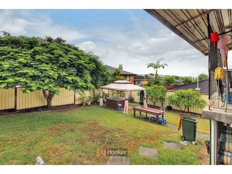 36 Cresthaven Drive, Mansfield QLD 4122