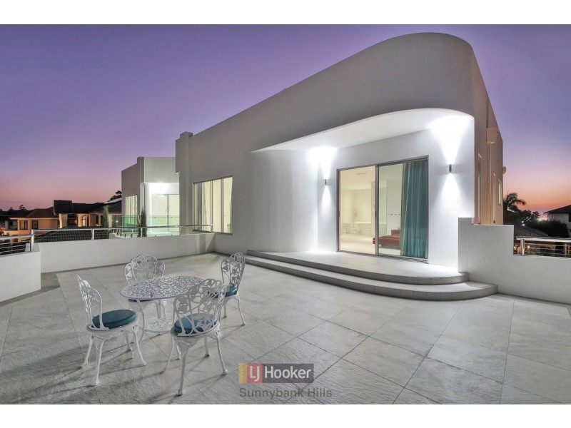 17 Cavallaro Street, Robertson QLD 4109