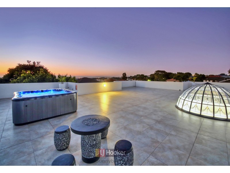 17 Cavallaro Street, Robertson QLD 4109