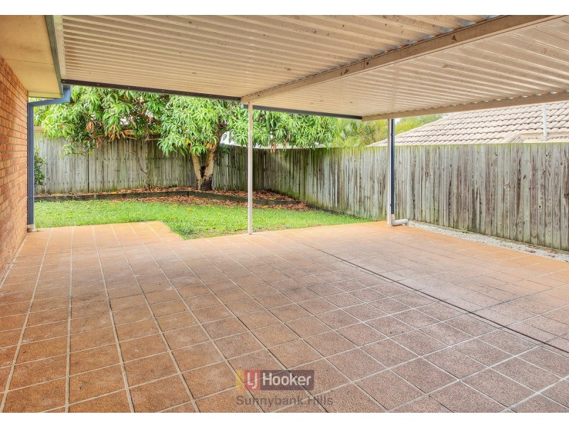 16 Picot Crescent, Runcorn QLD 4113