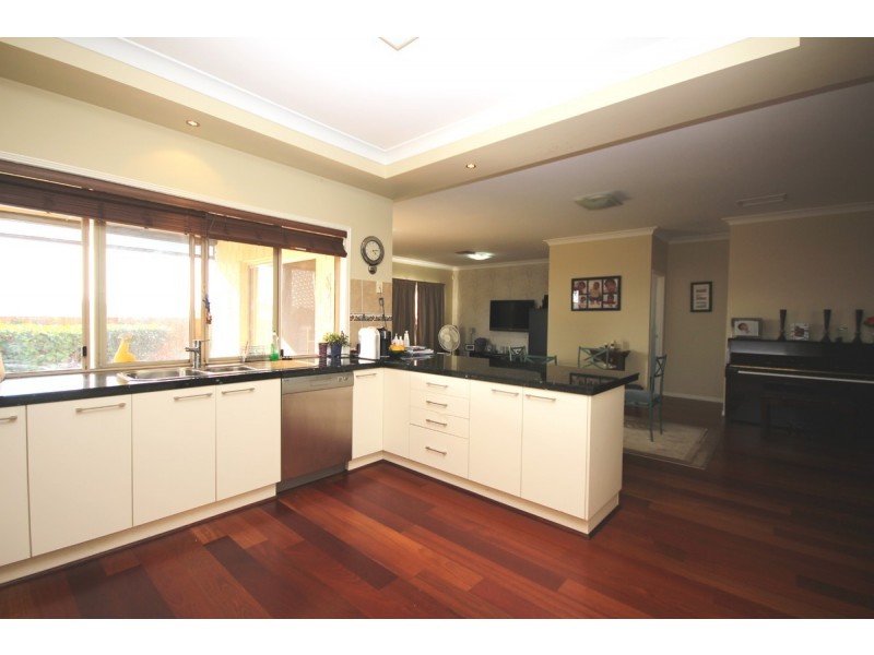 21 Edwin Street, Kuraby QLD 4112
