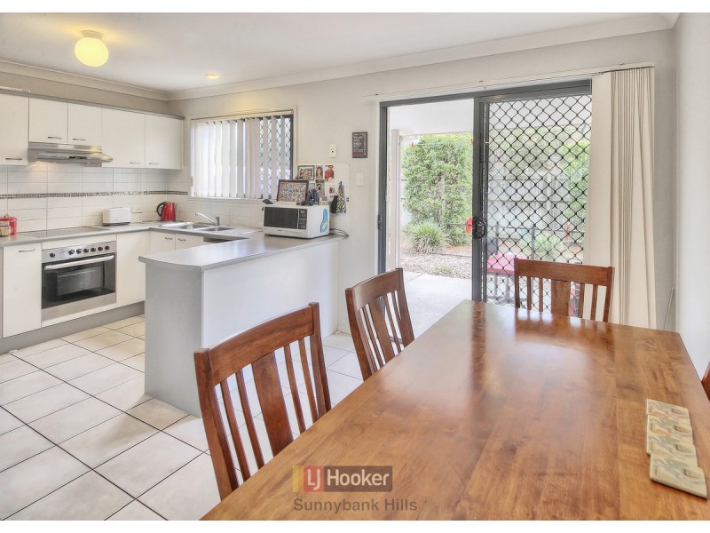 42/1 Daintree Drive, Parkinson QLD 4115