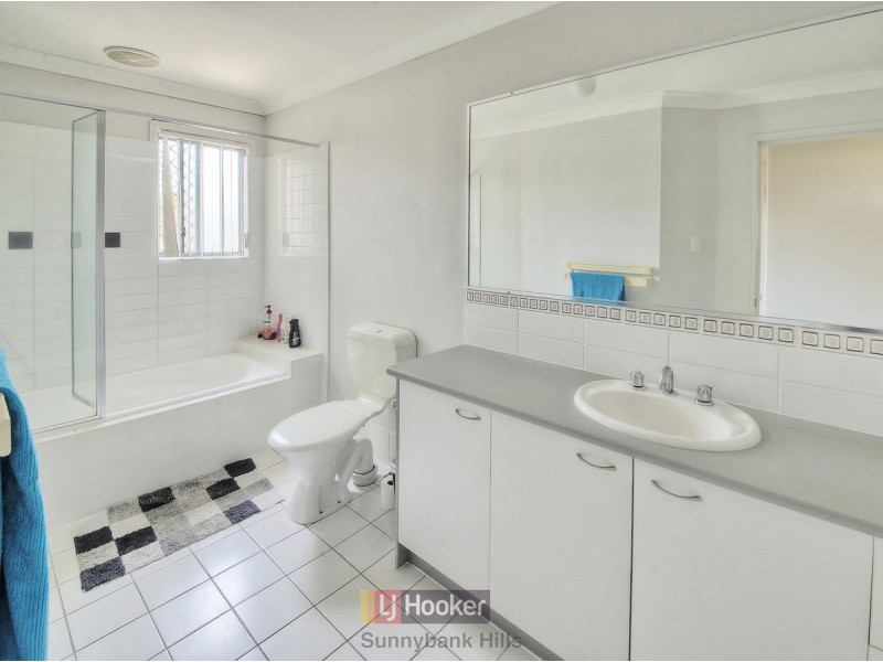 42/1 Daintree Drive, Parkinson QLD 4115