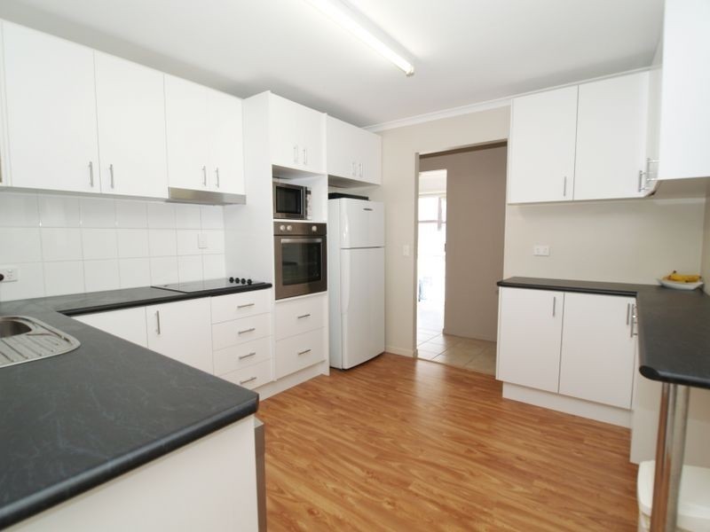 61 Calliope Street, Runcorn QLD 4113