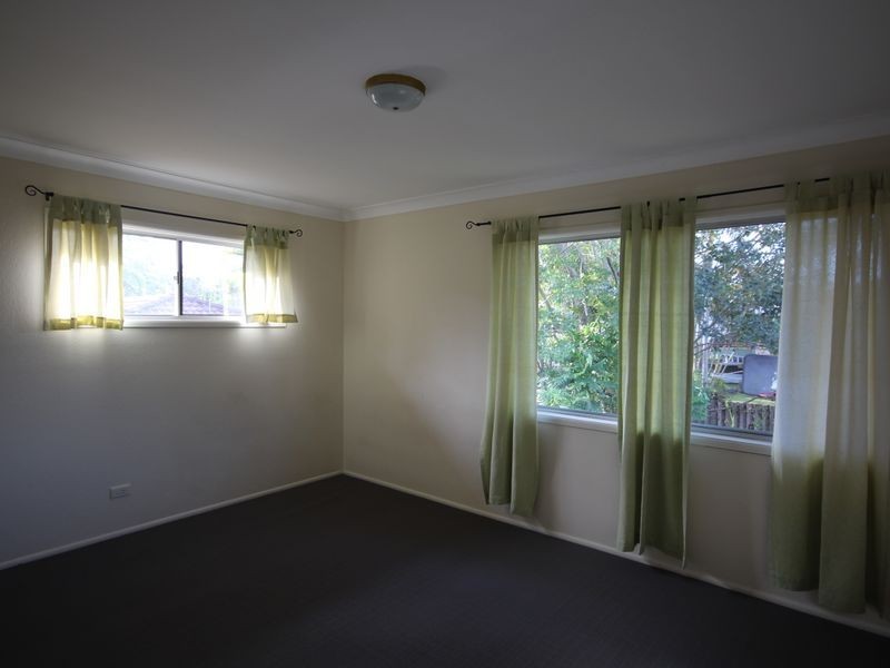 82 Springfield Street, Macgregor QLD 4109