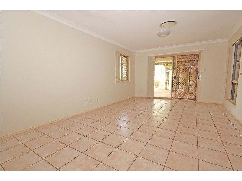 22 Somerset Place, Parkinson QLD 4115