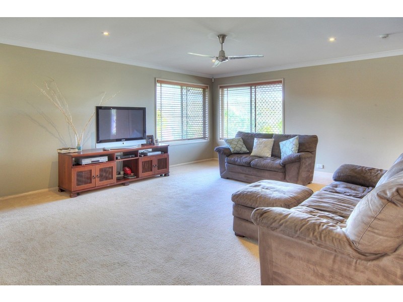 66 Lancaster Circuit, Stretton QLD 4116