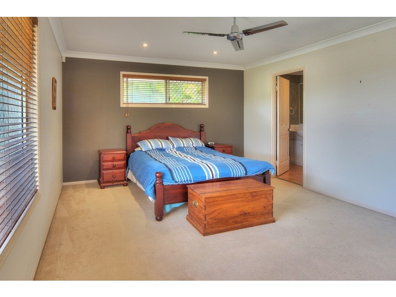 66 Lancaster Circuit, Stretton QLD 4116