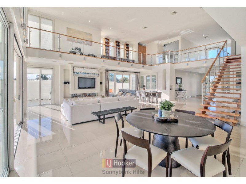 32 Windward Place, Jacobs Well QLD 4208