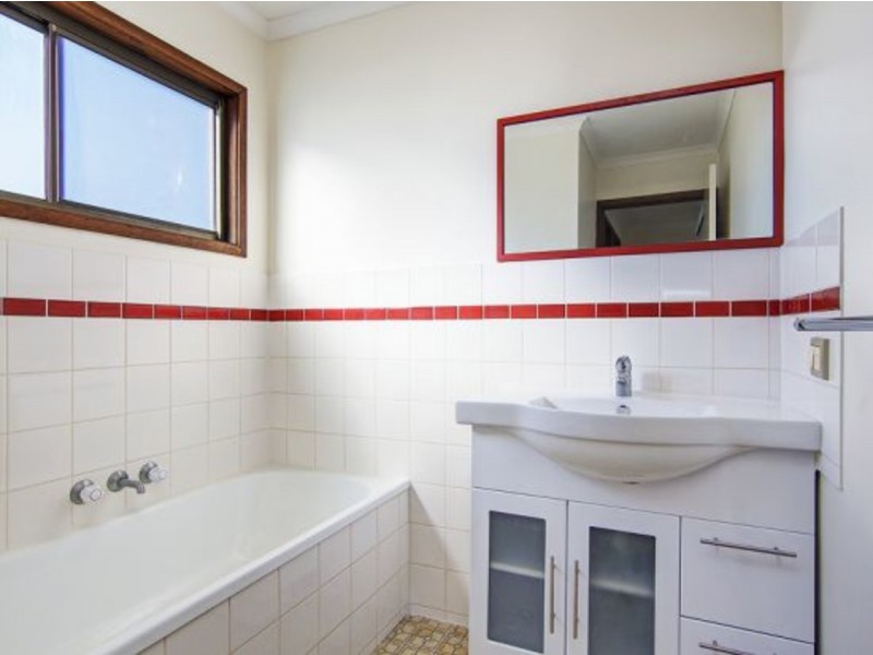 44 Romulus Street, Robertson QLD 4109